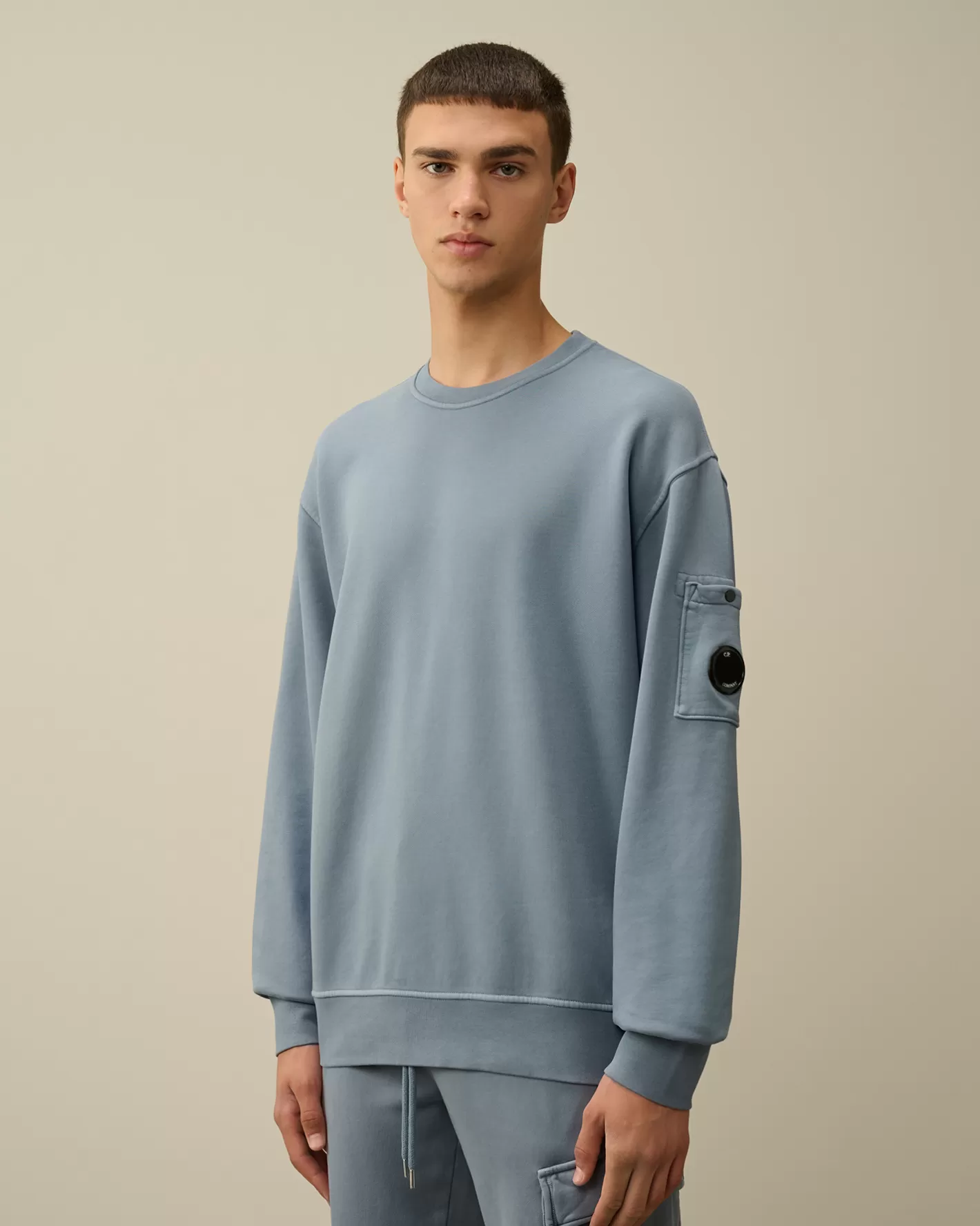 C.P. Company Sweatshirts^Brushed and Emerized Diagonal Fleece Lens Crew Neck Sweatshirt Flint Stone – Blue