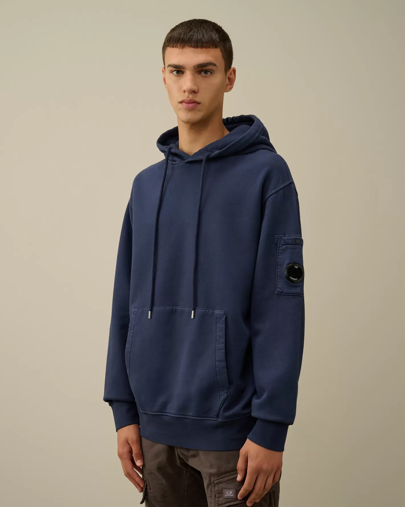 C.P. Company Sweatshirts^Brushed and Emerized Diagonal Fleece Lens Hooded Sweatshirt Estate Blue