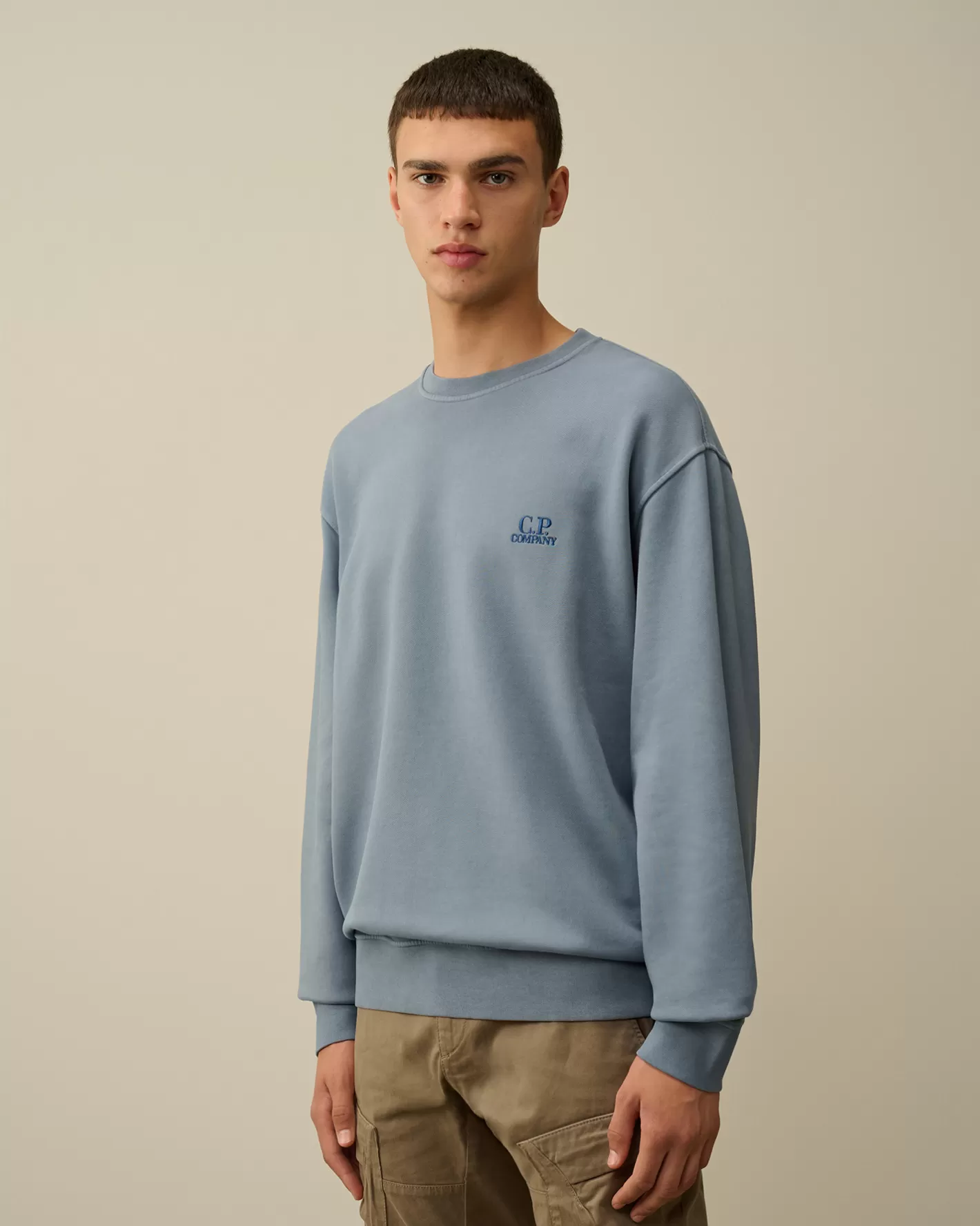 C.P. Company Sweatshirts^Brushed and Emerized Diagonal Fleece Logo Crew Neck Sweatshirt Flint Stone – Blue