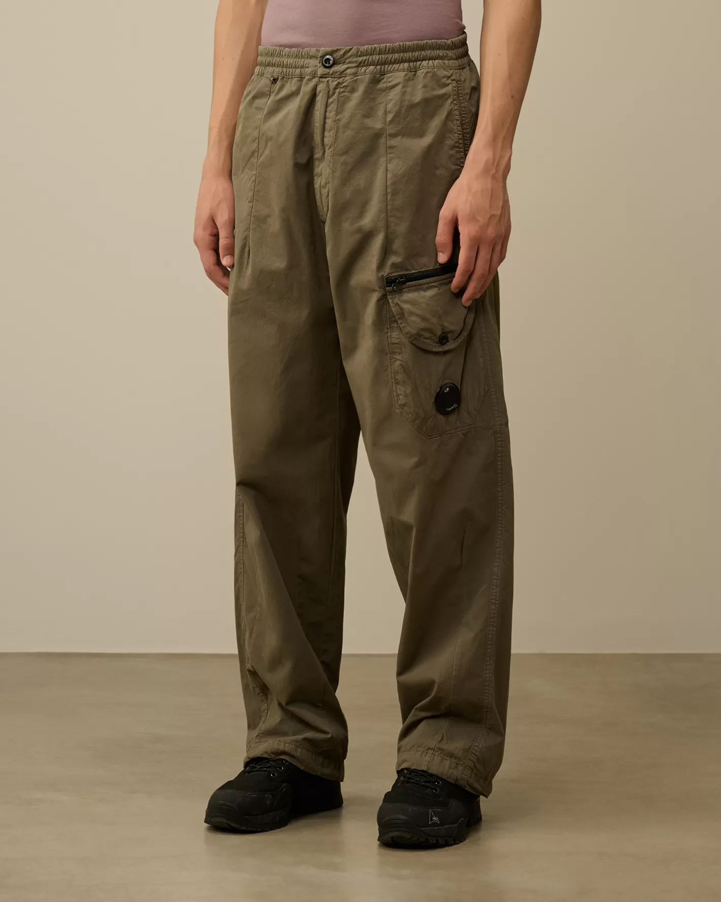 C.P. Company Trousers^Microreps Boxy Lens Cargo Pants Grape Leaf – Green