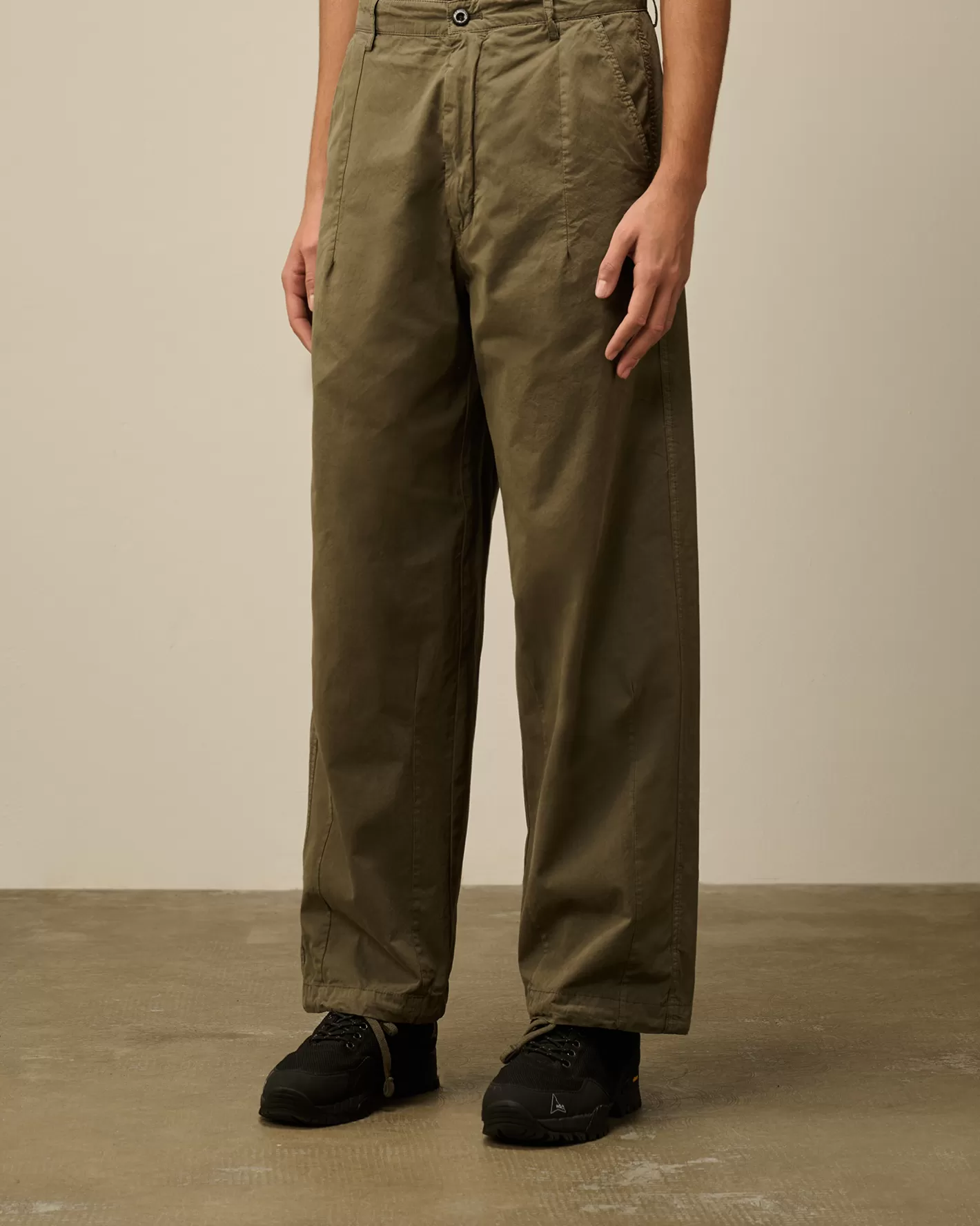 C.P. Company Trousers^Microreps Boxy Pants Grape Leaf – Green