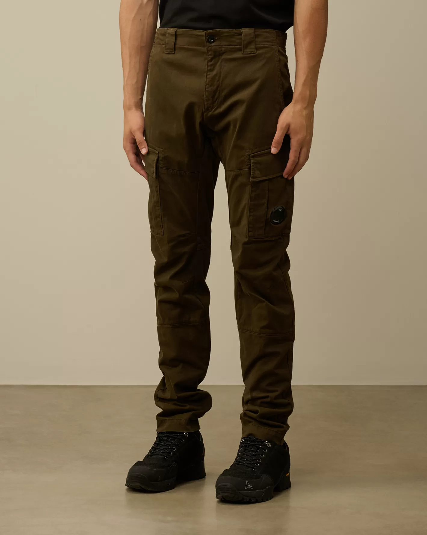 C.P. Company Trousers^Stretch Sateen Ergonomic Lens Double Cargo Pants Ivy Green