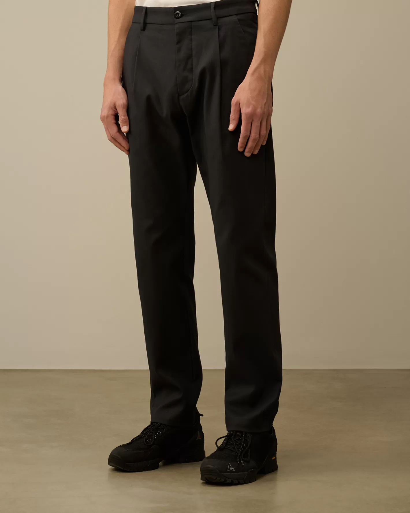 C.P. Company Trousers^Superior Structure Stretch Loose Pants Black Sand