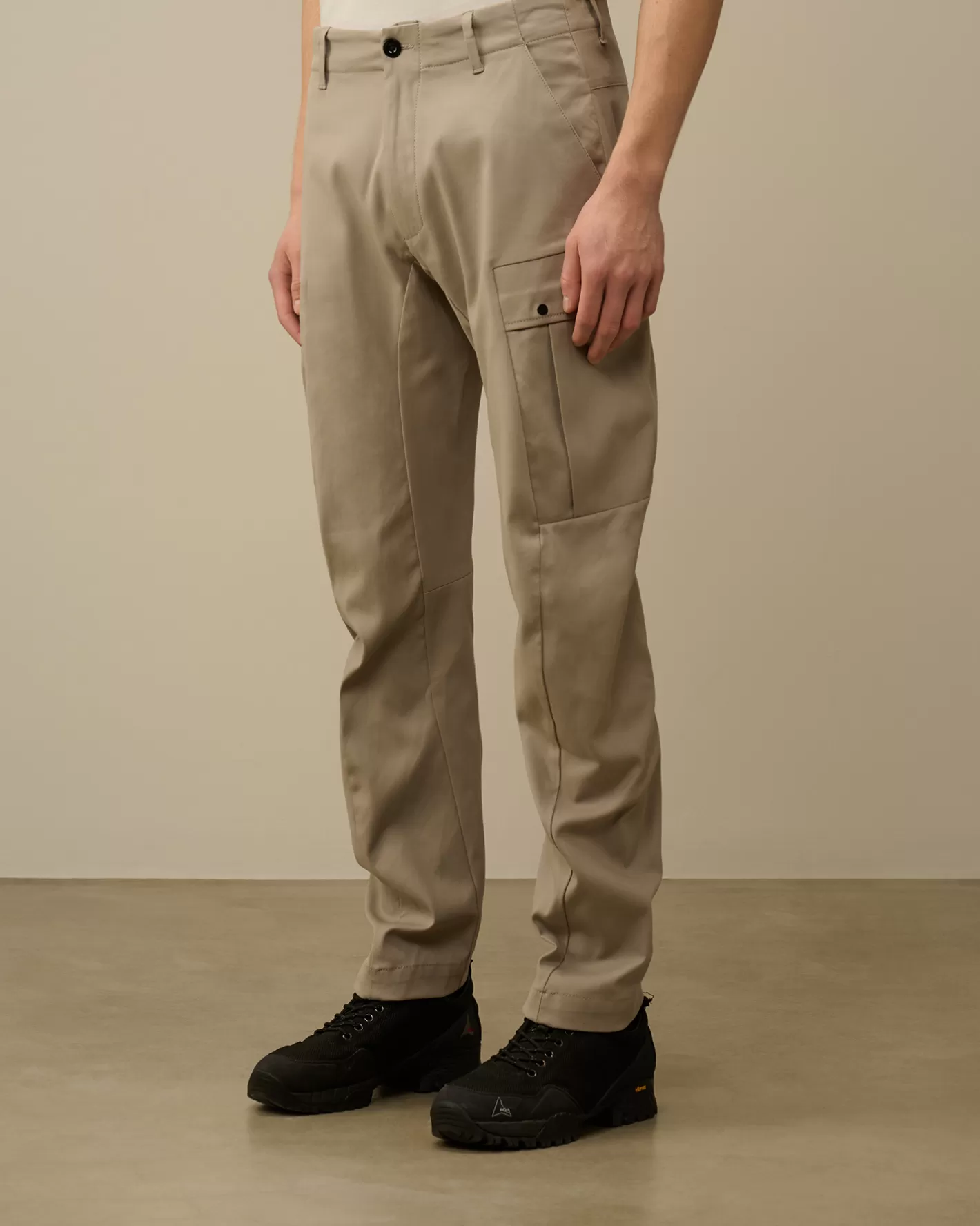 C.P. Company Trousers^Superior Structure Stretch Regular Cargo Pants Vintage Khaki – Beige